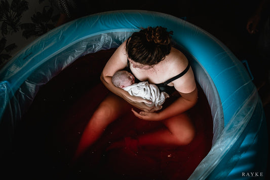Estimating blood loss during a water birth